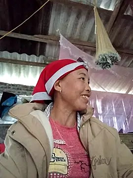 Snapshot of me-cute chatting on November 29, 9:12 am me-cute online show from November 29, 9:12 am