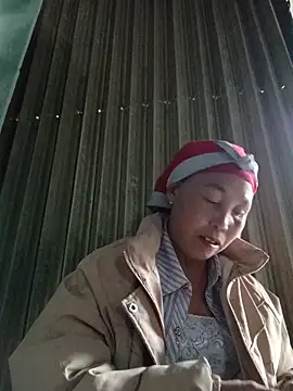 Snapshot of me-cute chatting on December 1, 10:09 am me-cute online show from December 1, 10:09 am