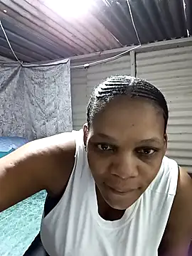 HappygalTheQueen online show from October 3, 4:04 pm