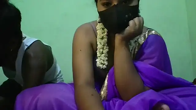 Shneeha le online show from October 7, 2:14 pm