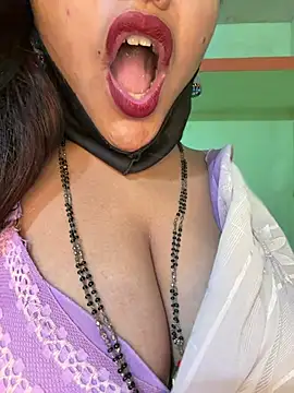 Shneeha le online show from April 8, 9:42 am