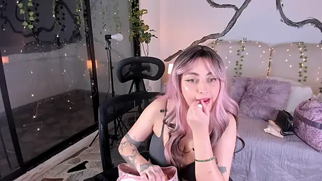 SarahCastro1  online show from November 15, 4:32 am