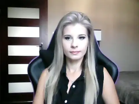 KristineGlow online show from September 17, 6:15 am