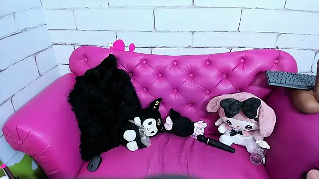 Snapshot of SafiroAgataaa chatting on October 11, 8:40 pm SafiroAgataaa online show from October 11, 8:40 pm