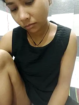 Snapshot of Vaani_Cutie chatting on September 15, 2:22 am Vaani Cutie online show from September 15, 2:22 am