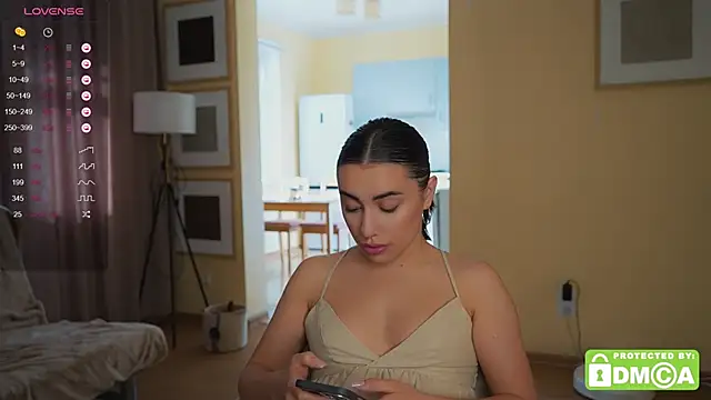 Snapshot of KateCarrey chatting on October 2, 7:26 am KateCarrey online show from October 2, 7:26 am