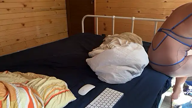 Snapshot of Tanja91 chatting on September 9, 9:31 am Tanja91 online show from September 9, 9:31 am