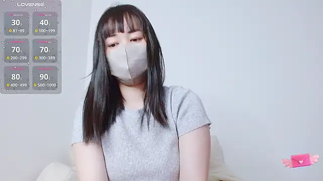 Zinzin chan online show from April 14, 6:58 pm