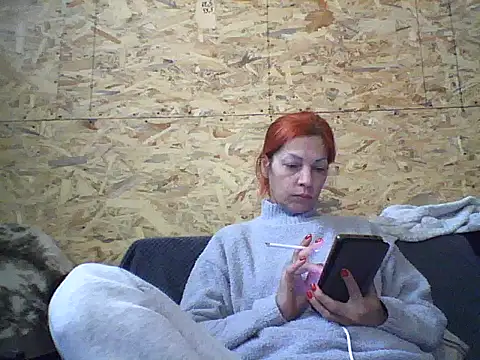 Snapshot of Milana38 chatting on October 1, 9:37 am Milana38 online show from October 1, 9:37 am