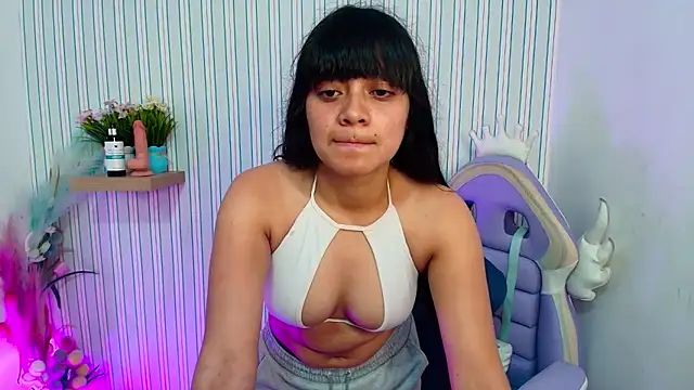 Snapshot of kataleya__18 chatting on May 28, 5:21 pm kataleya 18 online show from May 28, 5:21 pm