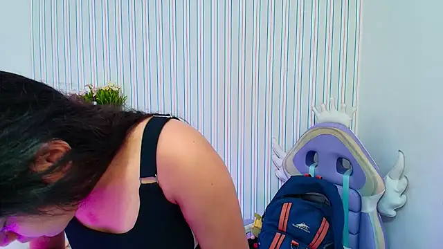 Snapshot of kataleya__18 chatting on June 24, 7:46 pm kataleya 18 online show from June 24, 7:46 pm