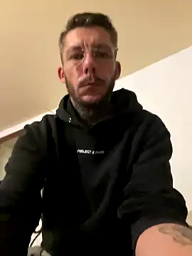 Snapshot of pimousssse chatting on November 1, 2:24 am pimousssse online show from November 1, 2:24 am