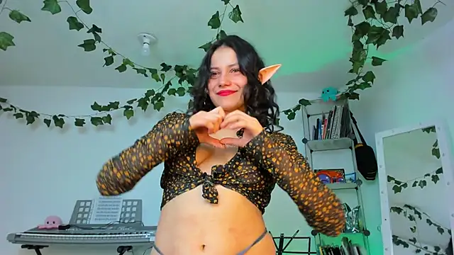 Snapshot of AriannaSoul chatting on September 27, 10:37 pm AriannaSoul online show from September 27, 10:37 pm