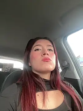 BrunnetAri  online show from March 21, 6:44 pm