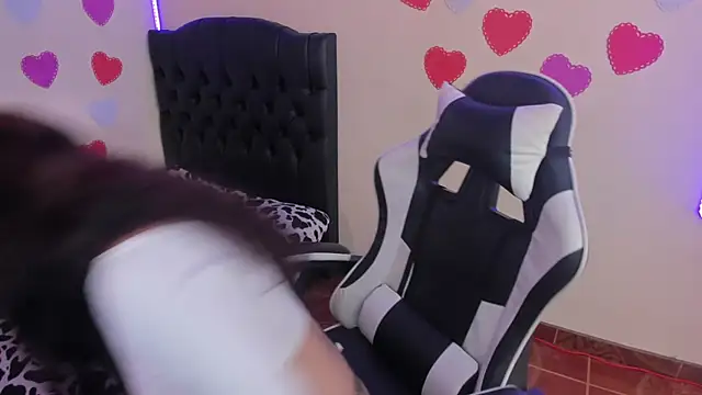 megaan cb online show from April 21, 4:23 pm