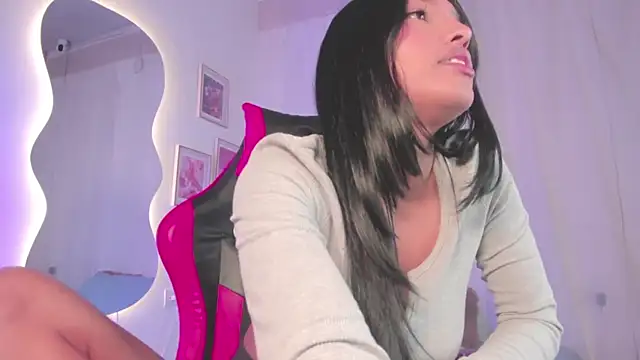 Snapshot of Teen_Innocent chatting on September 9, 8:30 pm Teen Innocent online show from September 9, 8:30 pm