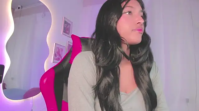 Snapshot of Teen_Innocent chatting on September 11, 8:20 pm Teen Innocent online show from September 11, 8:20 pm