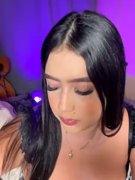 Emiily Moore1 online show from January 7, 12:02 am