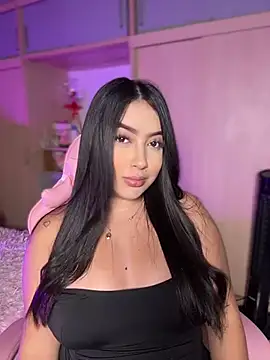 Emiily Moore1 online show from April 22, 11:06 pm