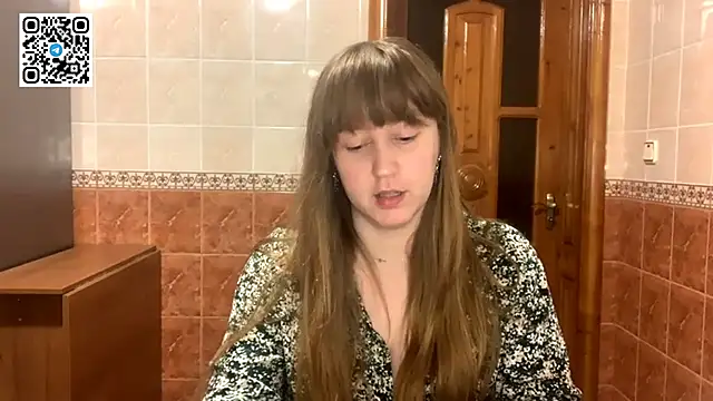 MaroonMoon  online show from November 11, 8:53 pm