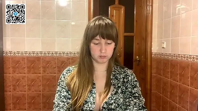 MaroonMoon  online show from December 16, 8:58 pm