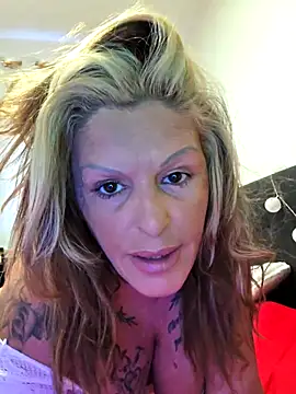 canariamorbosa online show from November 19, 4:51 pm