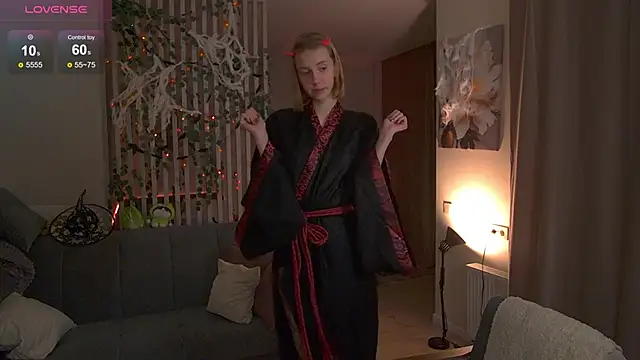 sofiapurex online show from October 30, 8:20 pm