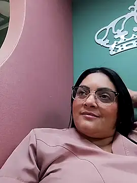 tiffany Johnson1 online show from November 19, 3:56 pm