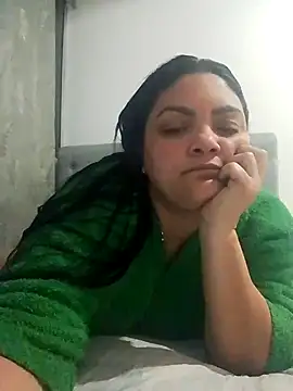 tiffany Johnson1 online show from March 7, 11:46 pm