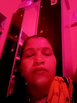 Manavi x online show from October 25, 9:31 pm