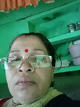 Manavi x online show from June 18, 9:14 am