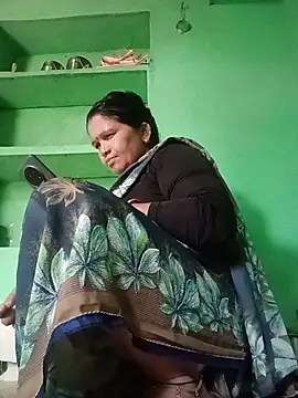 Manavi x online show from July 4, 1:23 am
