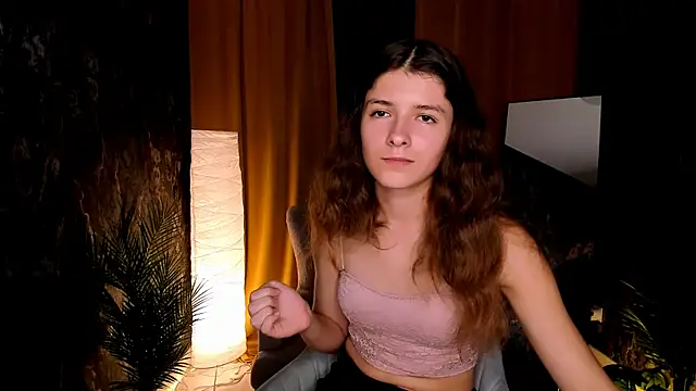 amy cute cat online show from September 9, 9:09 am