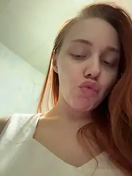 PollyVinice online show from June 26, 6:01 pm