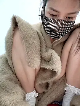 Snapshot of simsim-00 chatting on November 29, 1:25 pm simsim-00 online show from November 29, 1:25 pm