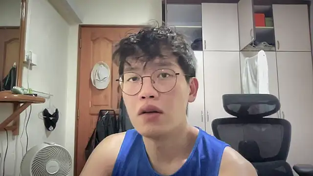 Passionatetwink2 online show from October 6, 9:29 am