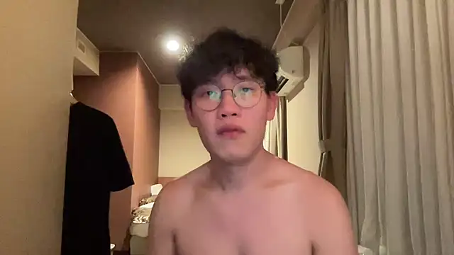 Passionatetwink2 online show from December 21, 2:02 pm