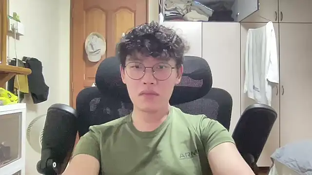 Passionatetwink2 online show from February 5, 10:09 am