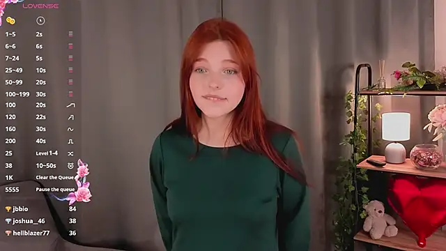 AnnieKim  online show from April 4, 3:42 pm