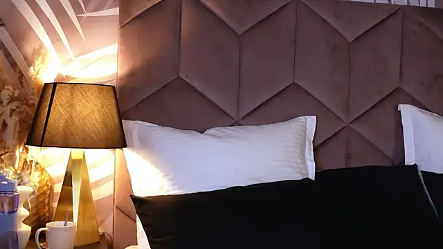 Snapshot of EvaRhea chatting on October 24, 3:14 am EvaRhea online show from October 24, 3:14 am