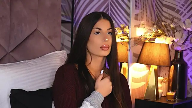 Snapshot of EvaRhea chatting on November 28, 3:53 am EvaRhea online show from November 28, 3:53 am