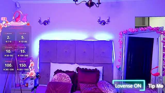 Nicole Bond online show from March 6, 3:58 am