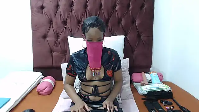 Snapshot of GODDESSBARBIIE chatting on September 23, 11:30 pm GODDESSBARBIIE online show from September 23, 11:30 pm