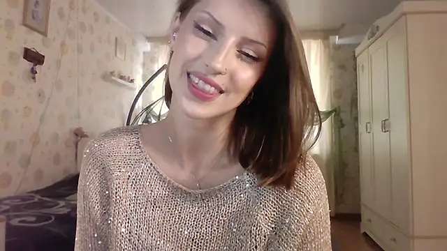 RuxaShade online show from October 22, 11:10 am