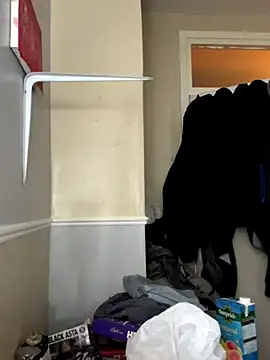 Snapshot of Marleymols chatting on December 13, 9:09 pm Marleymols online show from December 13, 9:09 pm