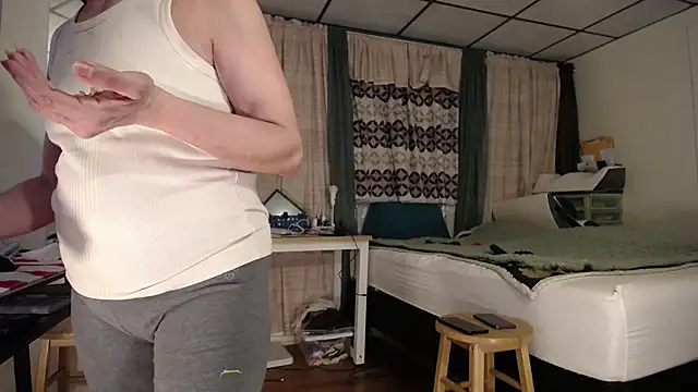 ANALTRAINING4U2 online show from March 1, 4:37 am