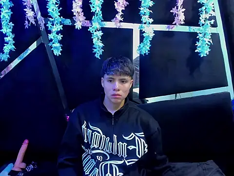 Snapshot of Bruno_Cruzz chatting on September 12, 2:55 am Bruno Cruzz online show from September 12, 2:55 am