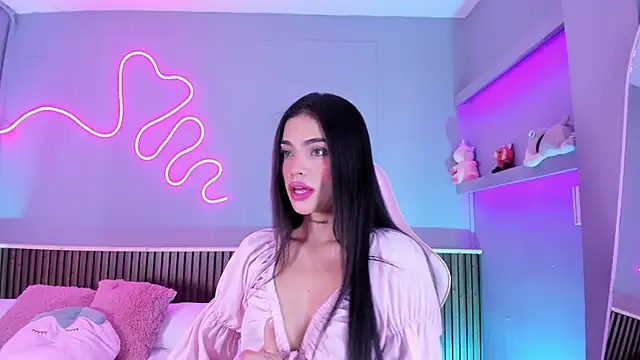 SammyRose  online show from April 20, 8:10 pm