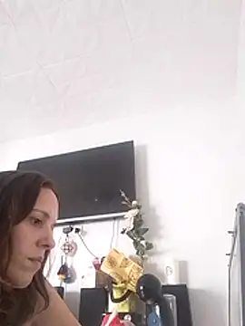 lauflor online show from February 14, 12:46 pm