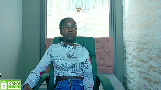 Snapshot of katia_green1 chatting on September 17, 11:34 am katia green1 online show from September 17, 11:34 am